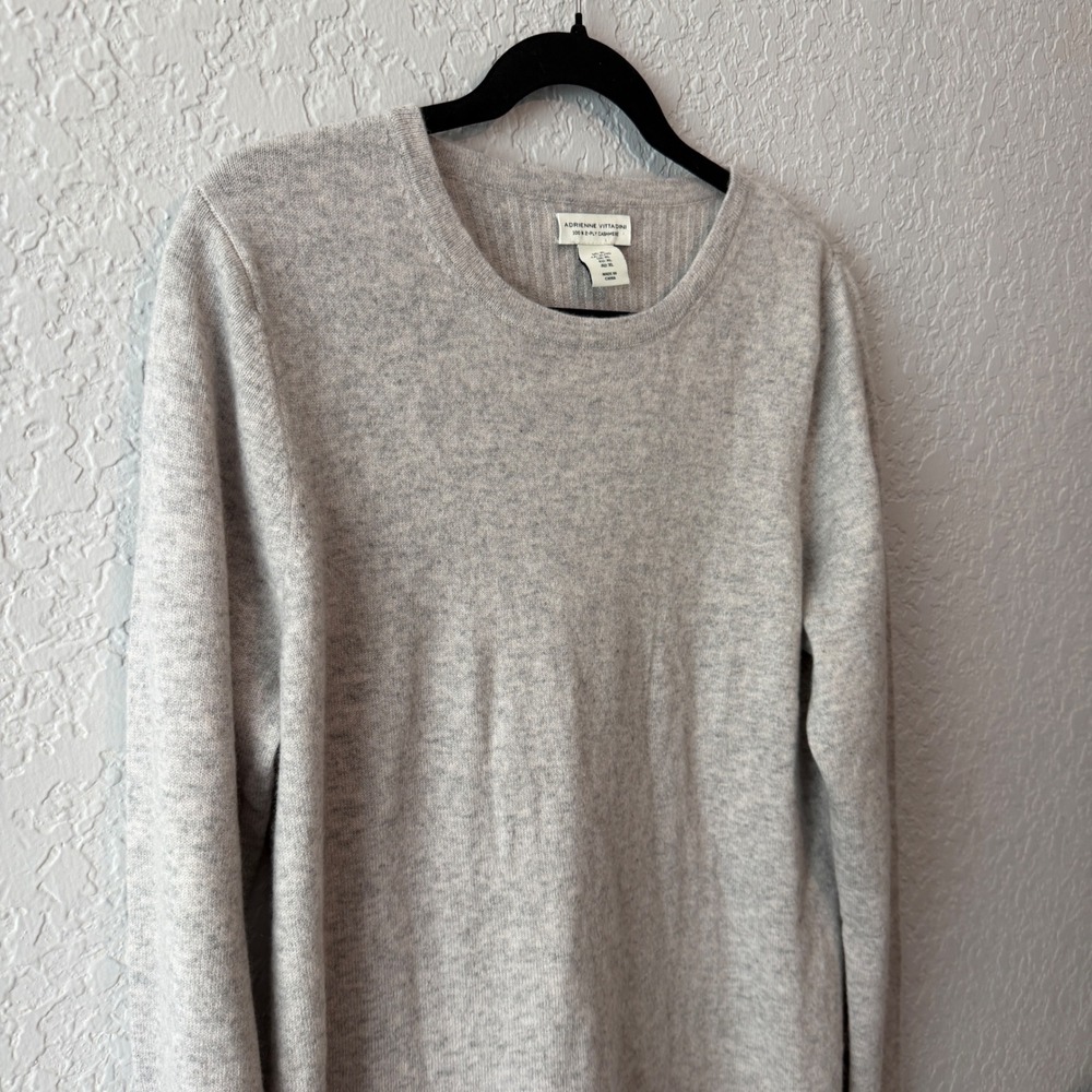 Adrienne Vittadini Cashmere Crewneck Sweater XL Quiet Luxury Minimalist Oatmeal - Picture 2 of 5